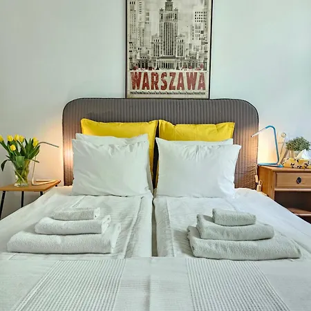 Location In Warsaw! Near Station And Palace Of Culture And Science 公寓 *