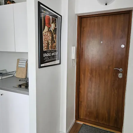 Location In Warsaw! Near Station And Palace Of Culture And Science 公寓