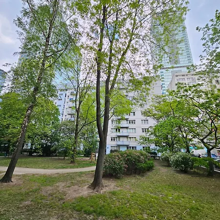 Location In Warsaw! Near Station And Palace Of Culture And Science 公寓 华沙