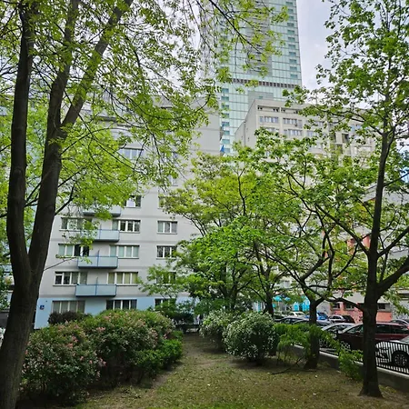 Location In Warsaw! Near Station And Palace Of Culture And Science 公寓 华沙